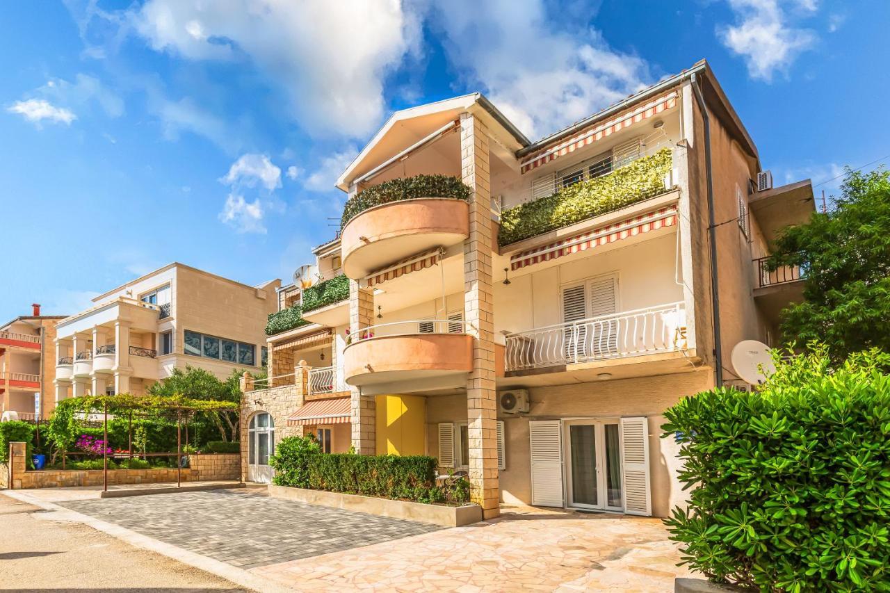 Apartments Daniela Makarska Ngoại thất bức ảnh