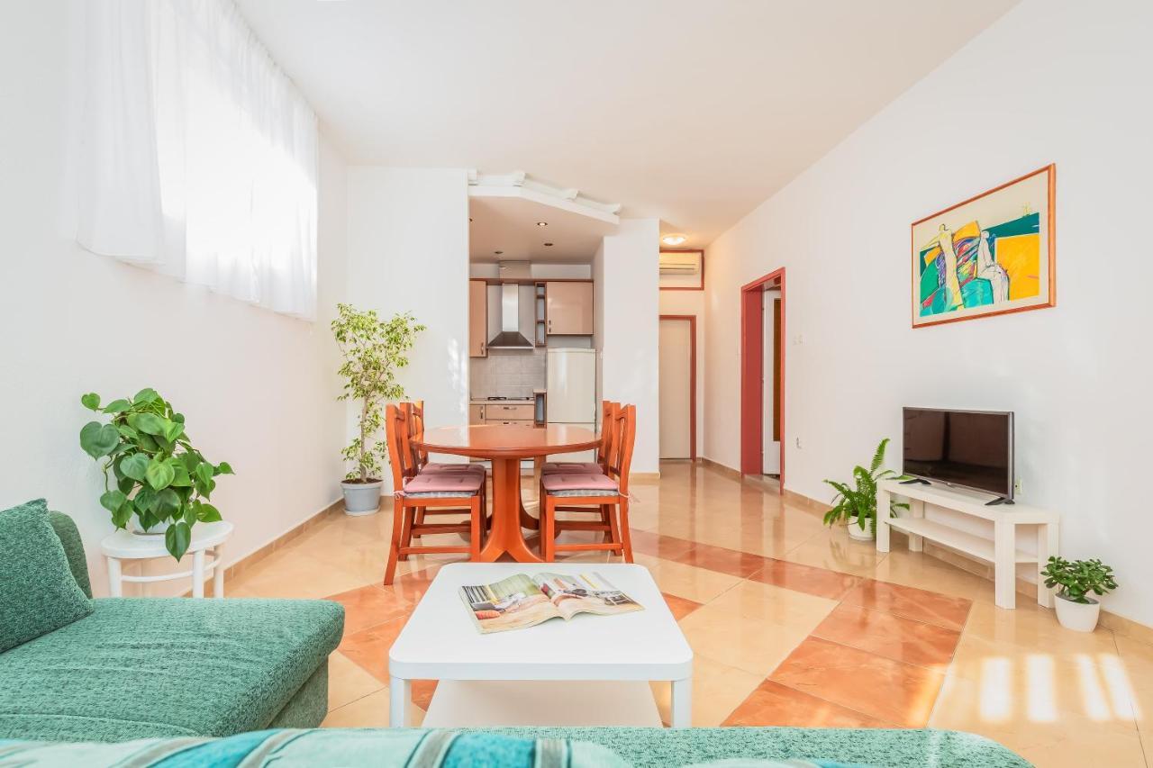 Apartments Daniela Makarska Ngoại thất bức ảnh